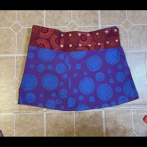 Wrapping mini-Skirt ( both side can wear also ) - Picture 11 of 12